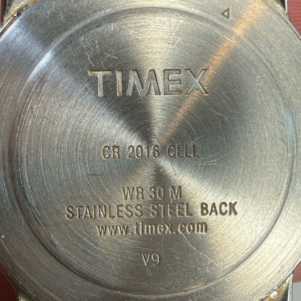 Timex Easy Reader T20461 Men's 35mm Watch Black Red Nylon EUC - Picture 8 of 12